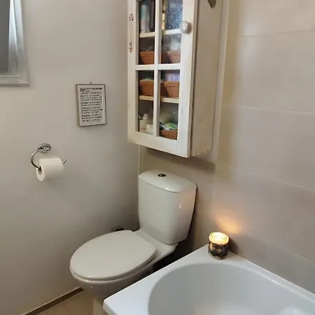 Jenoa Sea Lighthouse Holiday home *